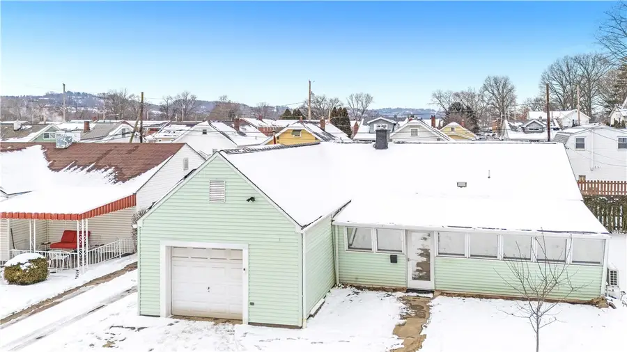 207 Arizona Ave, Neville Township, PA 15225 - Image #2