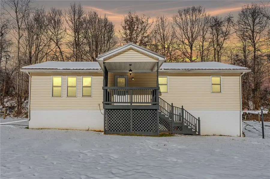 135 Virginia Street, Mount Morris, PA 15349 - Image #2