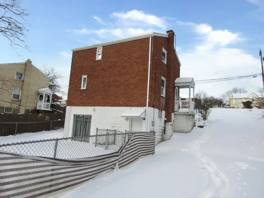 428 Longview Dr, Monroeville, PA 15146 - Image #3