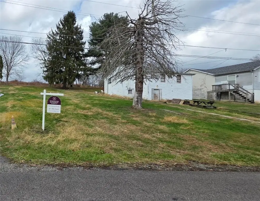 112 Mancha St, Eighty Four, PA 15330 - #1