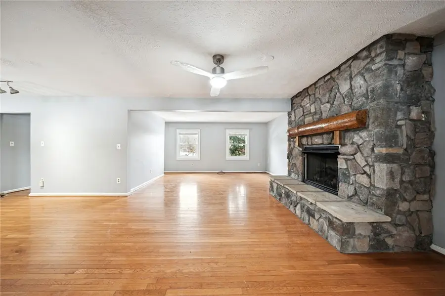 564 Shumaker Dr, Monroeville, PA 15146 - Image #3