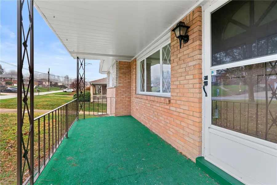 313 Benchoff St, Elizabeth Township, PA 15037 - Image #2