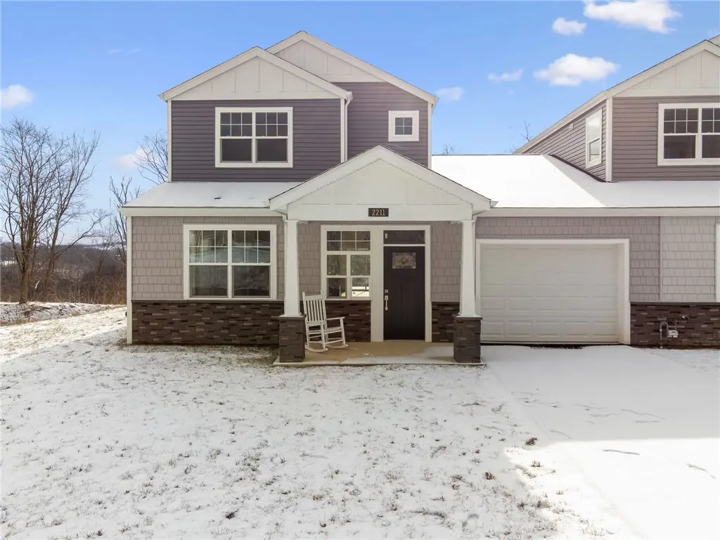 2211 Lebanon Dr, McKeesport, PA 15135 - #1