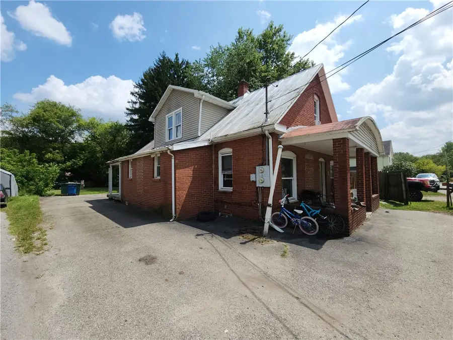 8 Elm Street, Bessemer, PA 16112 - Image #2