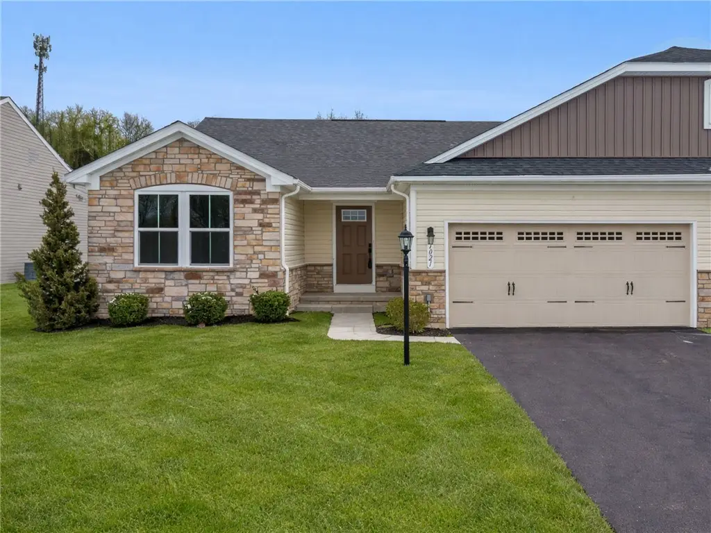 1021 Moria Ct, Claridge, PA 15623 - Image #1