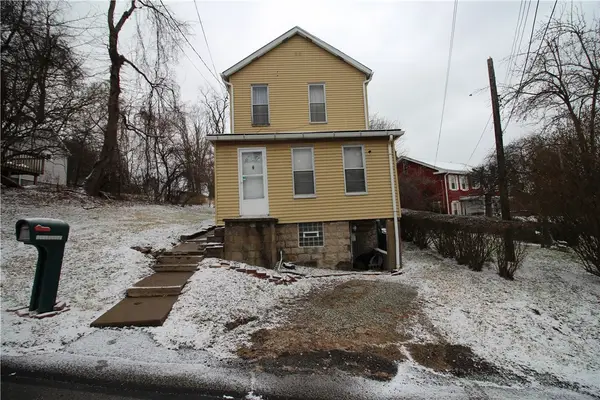 645 Illinois Ave, Braddock Hills, PA 15221