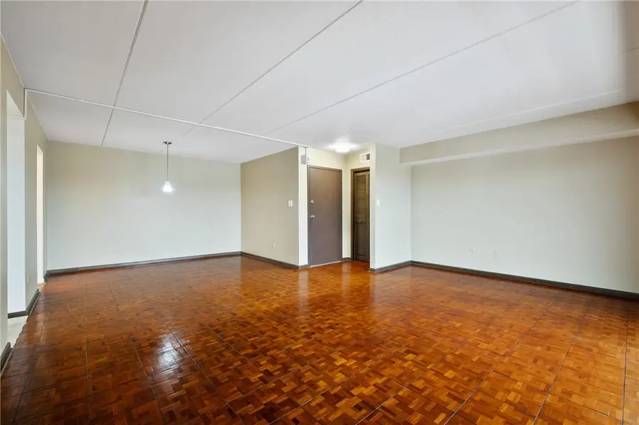 363 S Highland Ave #803, Pittsburgh, PA 15206 - Image #3