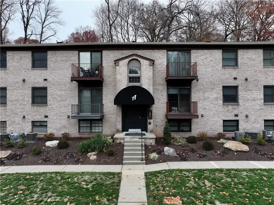 300 Gilkeson Road #12A, Mount Lebanon, PA 15228 - #2