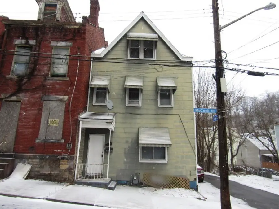 2348 Mccook St, Pittsburgh, PA 15212 - Image #2