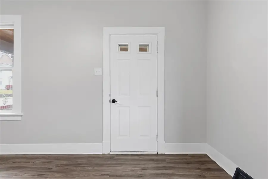 1039 4th St, Monongahela, PA 15063 - #2