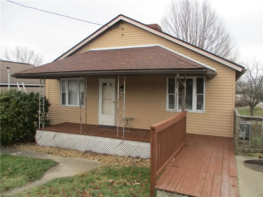 132 Armour St, Daisytown, PA 15358 - Image #1