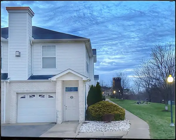 248 Adams Pointe Blvd #2, Adams Twp, PA 16046