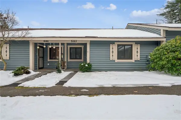 582 Maple Court, Hidden Valley, PA 15502