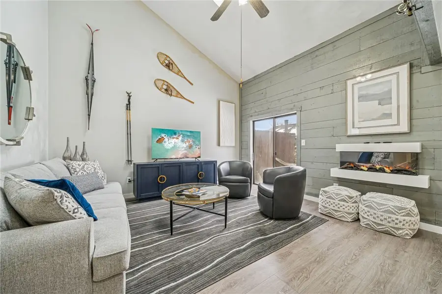 582 Maple Court, Jefferson, PA 15502 - Image #2