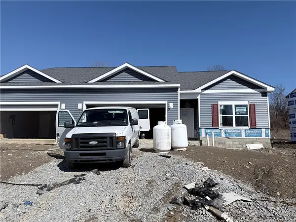 3069 Audrey Dr, Hempfield Twp, PA 15601