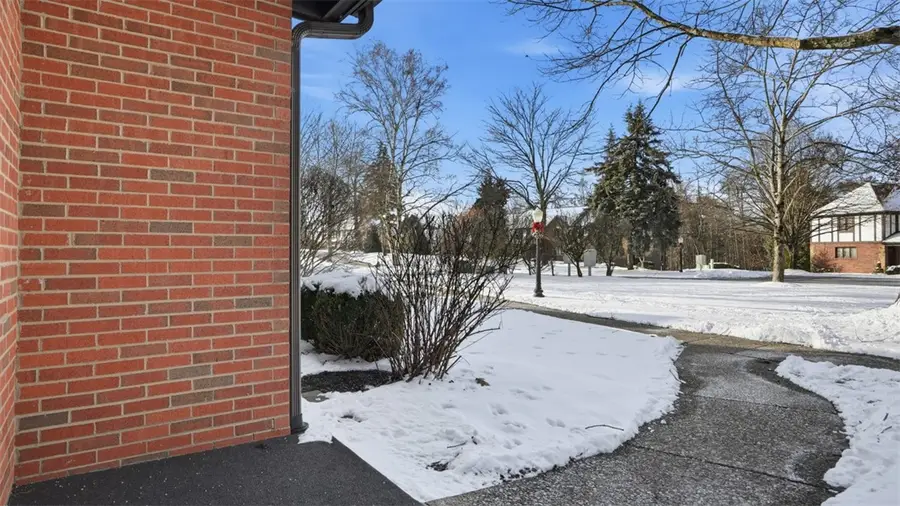 1632 Stone Manion, Franklin Park, PA 15143 - Image #2