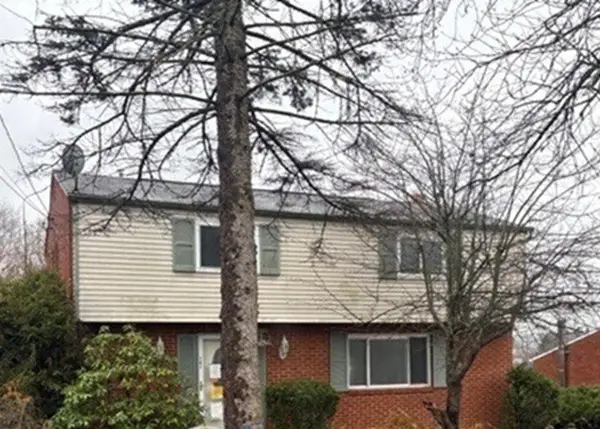 161 Alcan Dr, Plum Boro, PA 15239