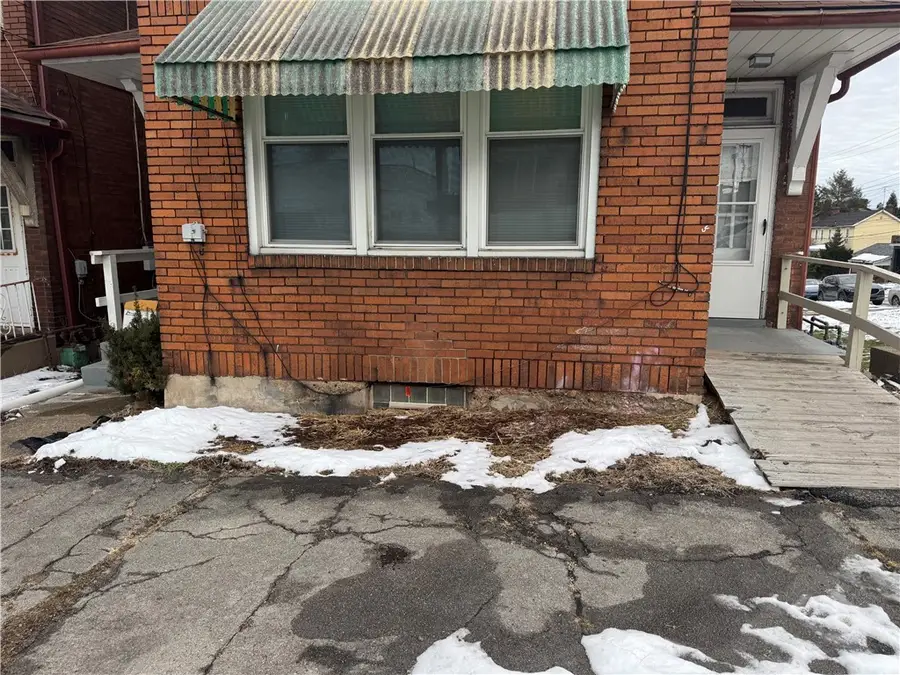 1615 Mcclure St, Homestead, PA 15120 - Image #2