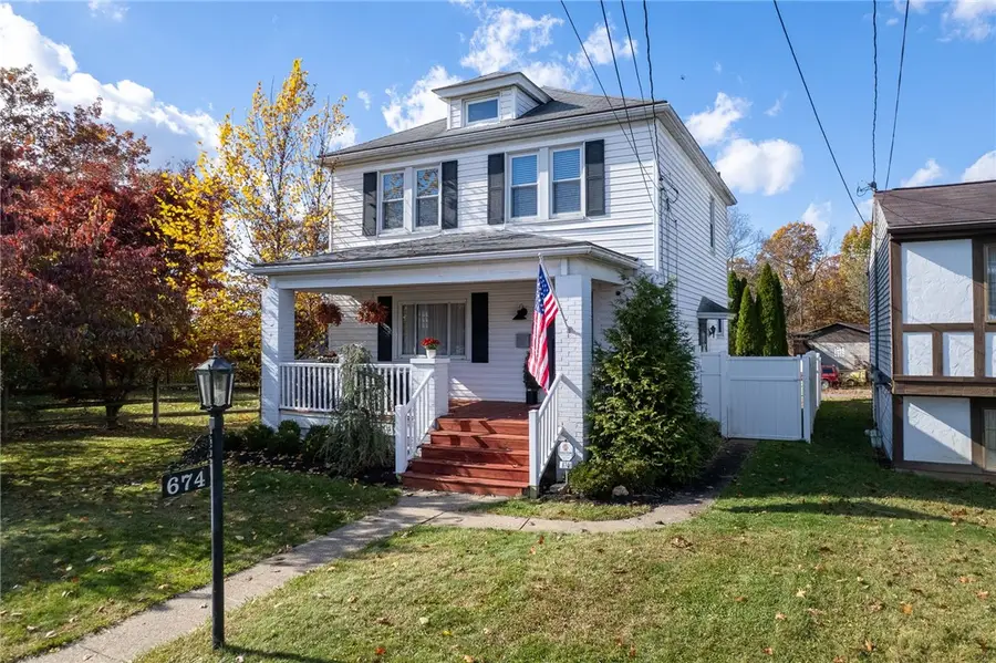 674 Elizabeth Street, Bridgeville, PA 15017 - Image #2