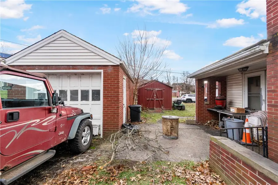 500 Thompson Ave, Clairton, PA 15025 - Image #2