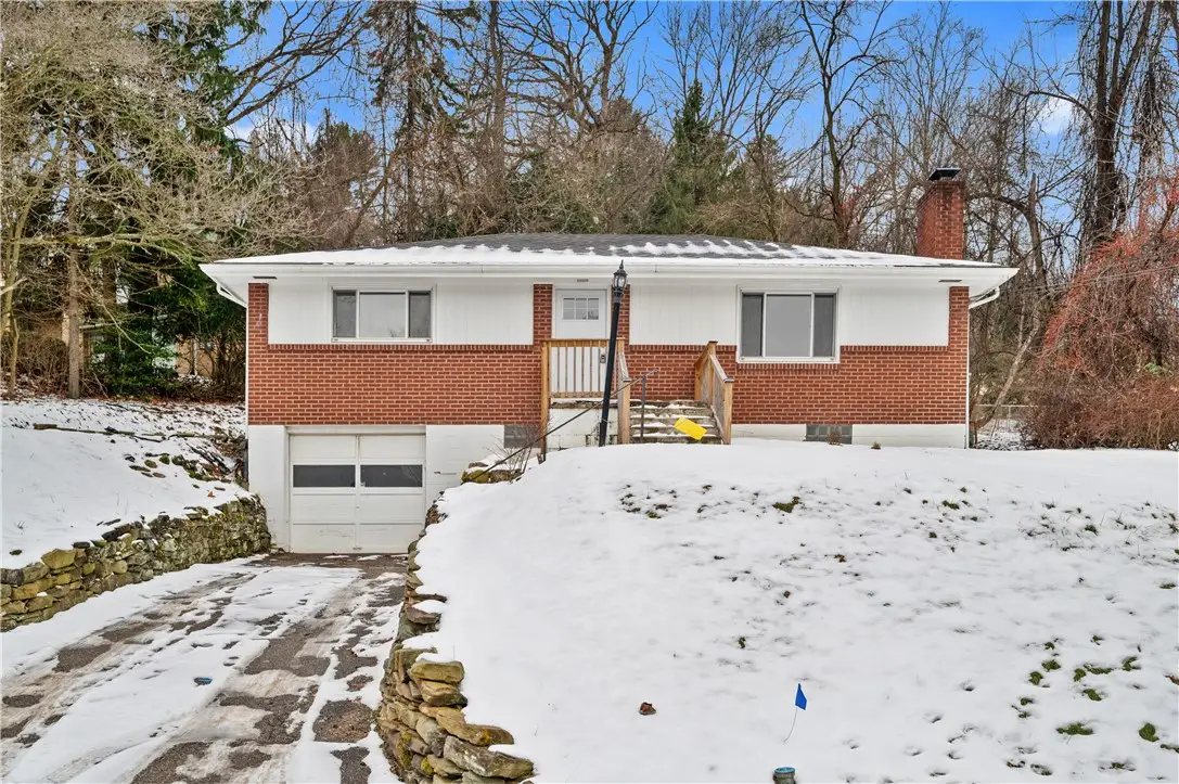 812 Parkway Ave, Penn Hills, PA 15235 - Image #1