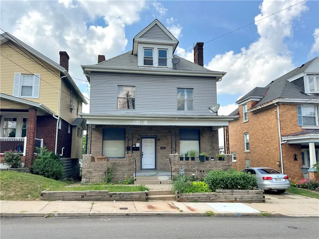 2462 Pioneer Ave, Brookline, PA 15226 - Image #1