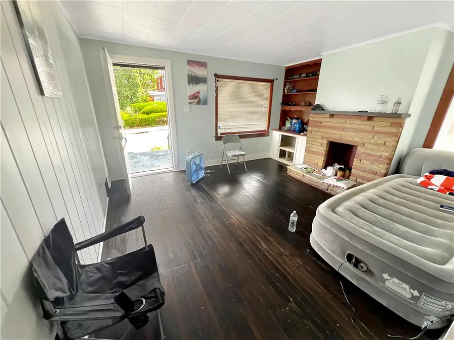 2462 Pioneer Ave, Brookline, PA 15226 - Image #2