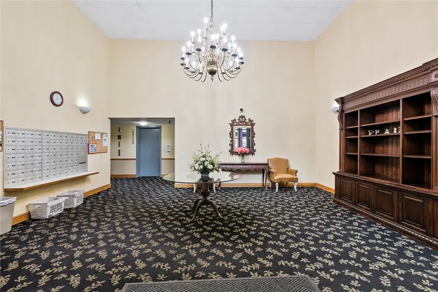 1987 Centurion Dr #505, Forest Hills, PA 15221 - Image #3