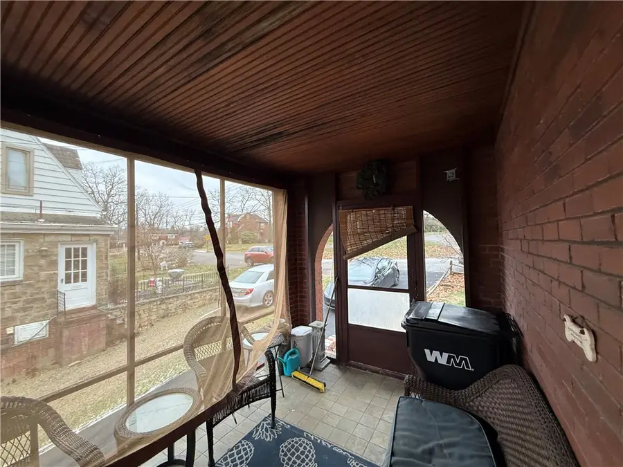 708 Jefferson Dr, Ross Township, PA 15229 - Image #3