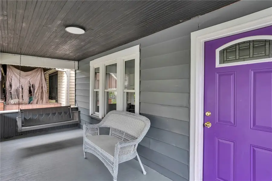 623 E 3rd Ave, Tarentum, PA 15084 - Image #2