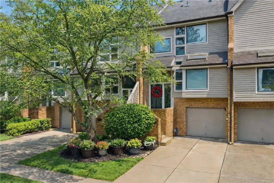 1432 Towne Square Dr, Allison Park, PA 15101 - Image #2