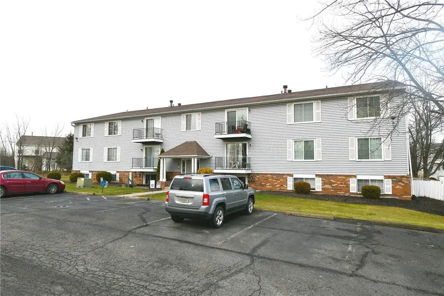 1642 Jefferson Ridge Drive, Jefferson Hills, PA 15025 - Image #2