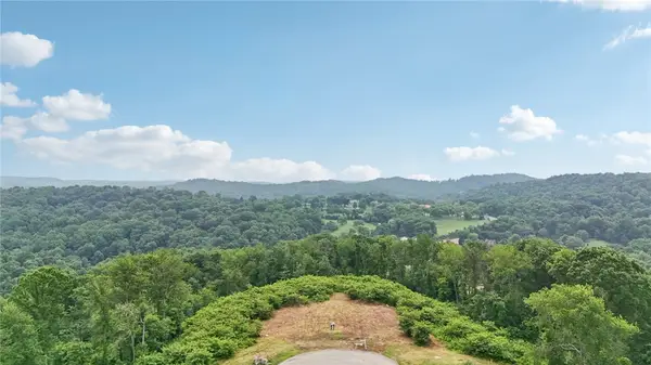 5 Acres Ct, Murrysville, PA 15668