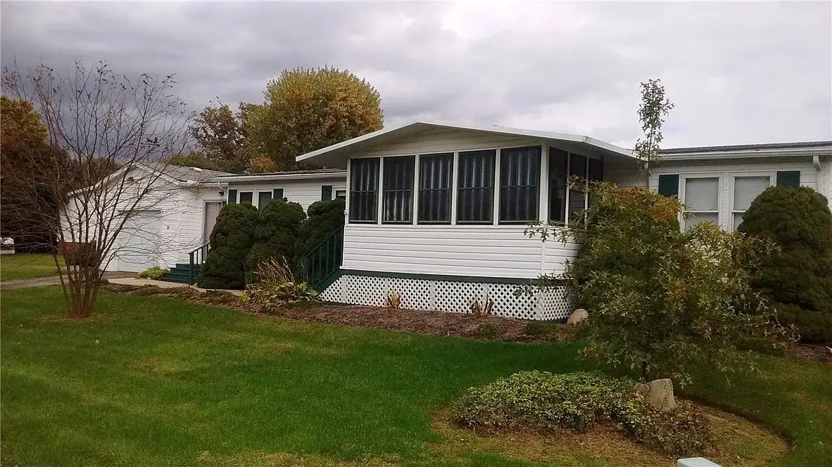 31 Oakview Dr, South Beaver, PA 15010 - Image #1