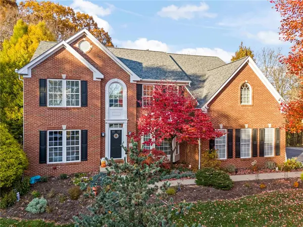 108 Creekwood Drive, Peters Twp, PA 15367