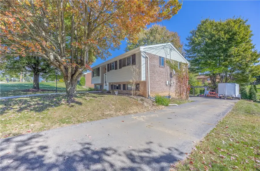 4340 Frederick Dr, Allegheny, PA 15068 - Image #2