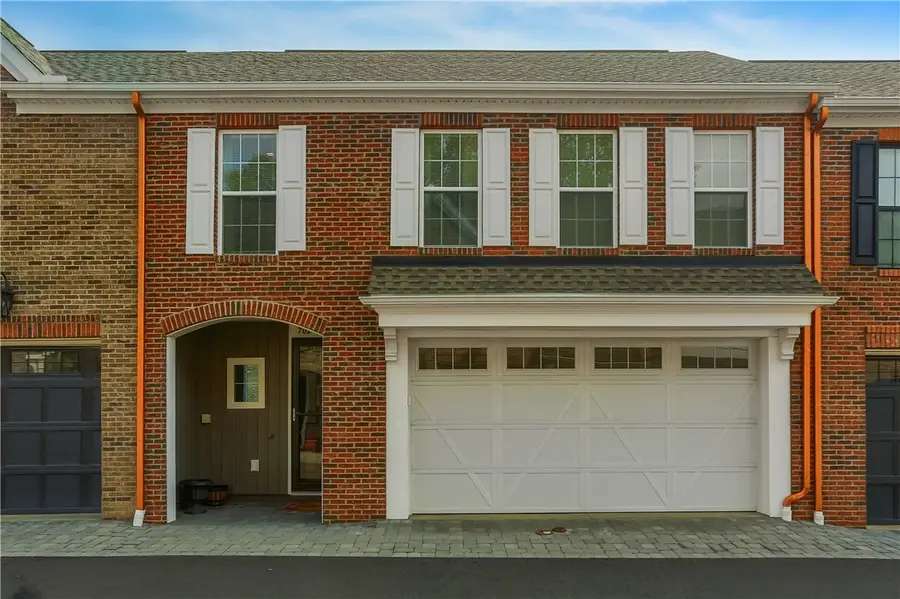 702 England Rd, Cranberry Township, PA 16066 - Image #2