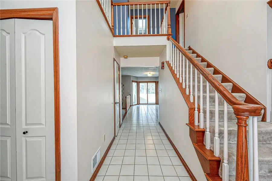 4204 Summervale Drive, Murrysville, PA 15668 - Image #2