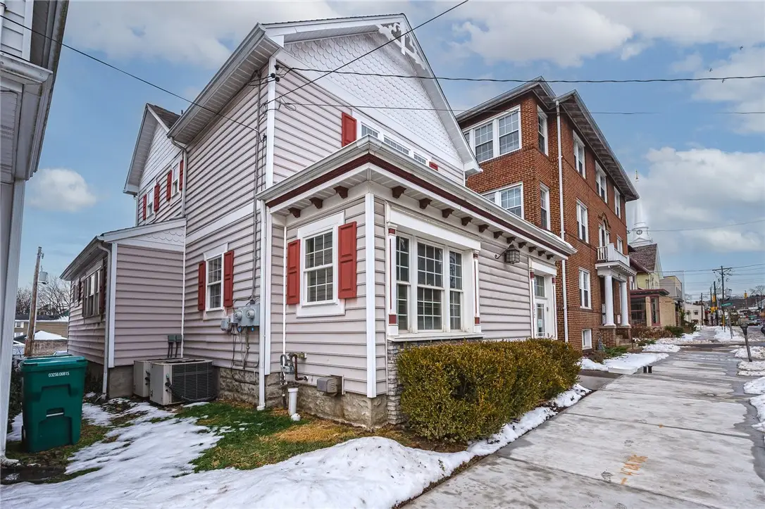 132 S 7th St, Indiana, PA 15701 - Image #1