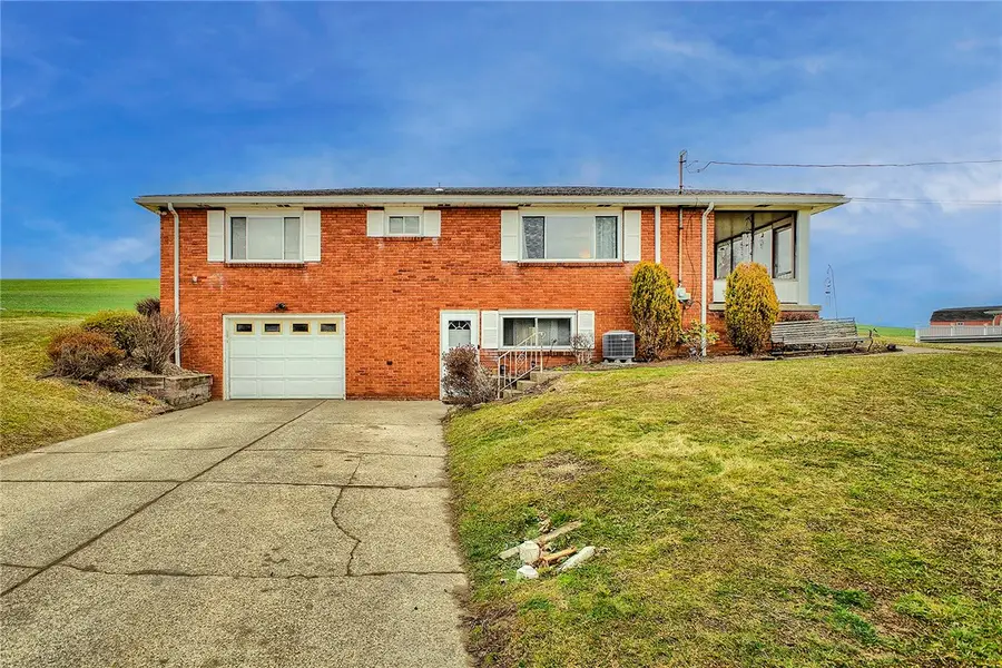 622 Bovard Luxor Road, Hempfield, PA 15601 - Image #2