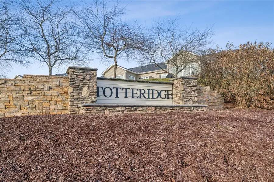 1222 Bellfield Court, Salem, PA 15601 - Image #2