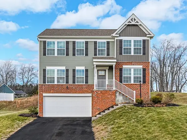 103 Hidden Acres Dr, Forward Twp, PA 16033