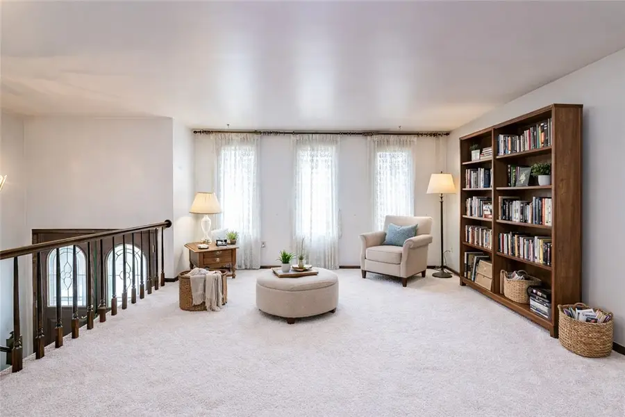 237 Melrose Drive, New Stanton, PA 15672 - Image #2