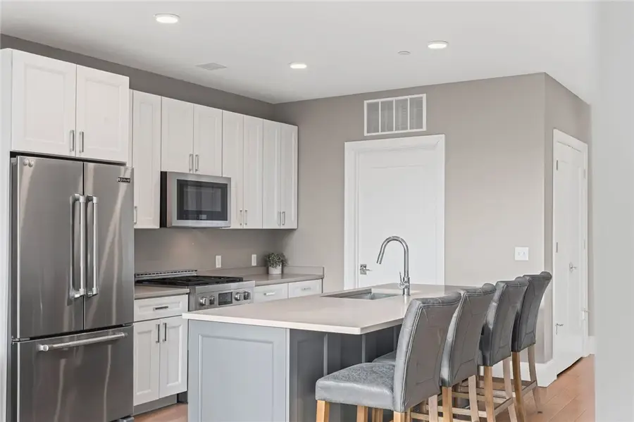 350 Oliver #1103, Pittsburgh, PA 15222 - Image #3