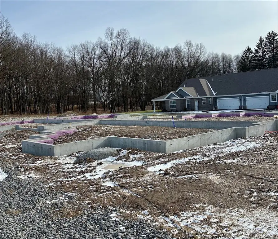 138 Independence Drive #105C, Northampton Township, PA 16023 - Image #2