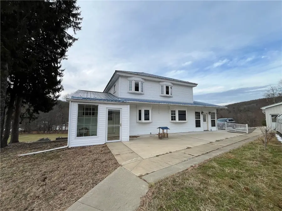 83 Seger Rd, Punxsutawney, PA 15767 - #2