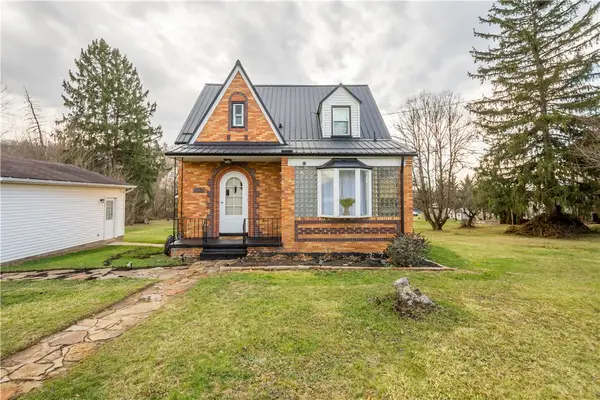 12 Walnut Street, North Strabane, PA 15317