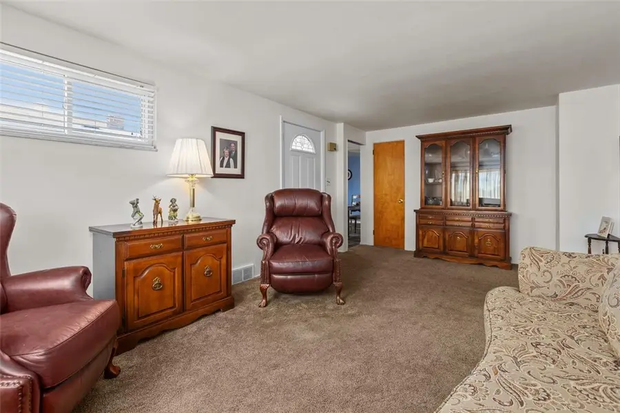 133 Eileen, Baldwin, PA 15227 - Image #3