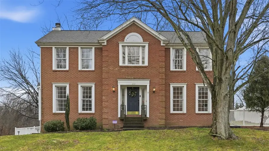 402 Lundy Ct, Cranberry Township, PA 16066 - Image #2