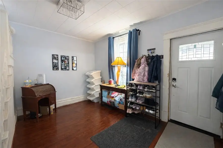 329 New Castle St, Slippery Rock, PA 16057 - Image #2